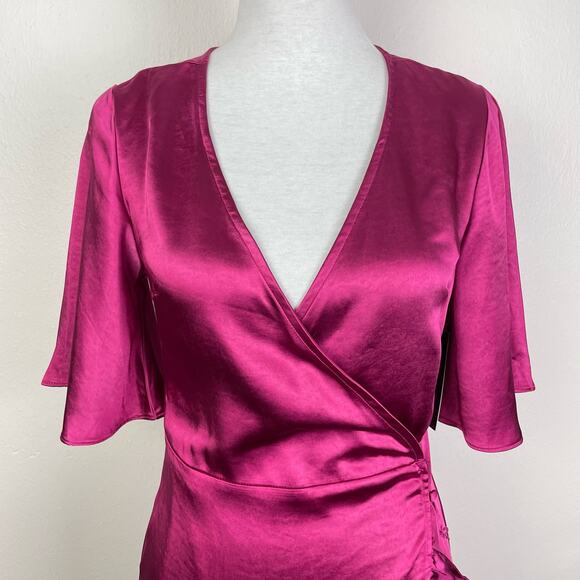 Lulu’s | NWT Magenta Ready for Romance Mini Satin Wrap Dress *RE-ATTACH BUTTONS* - Picture 4 of 12
